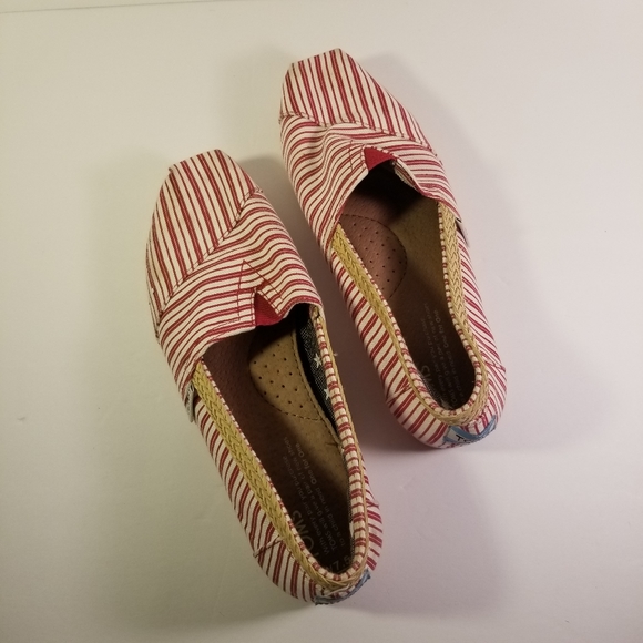 Toms Shoes - Toms Slip On Flats Striped 7.5 Women's Red White